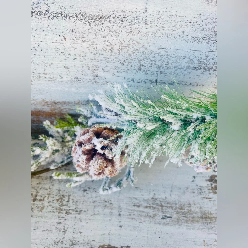 *Flocked Berry Pine Garland